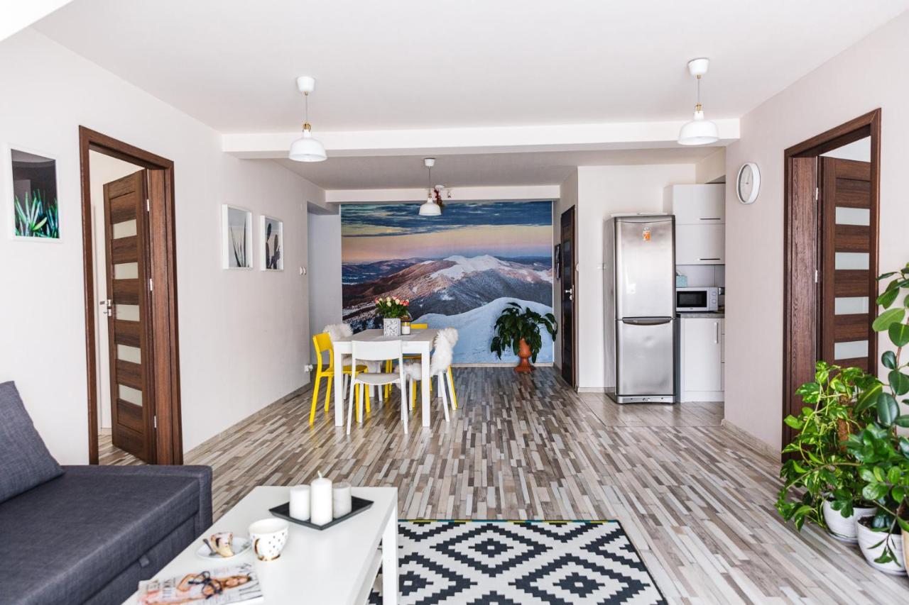 Apartament w centrum Ustrzyki Dolne Exterior foto